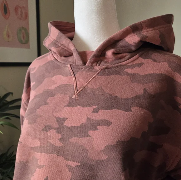 LULULEMON All Yours Cropped Hoodie Sweatshirt Camo Brier Rose Pink 6 S/M - Picture 4 of 9